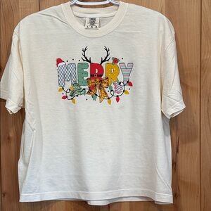 Comfort Colors Merry Festive Graphic Tee with NWT - Free w/$50 purchase